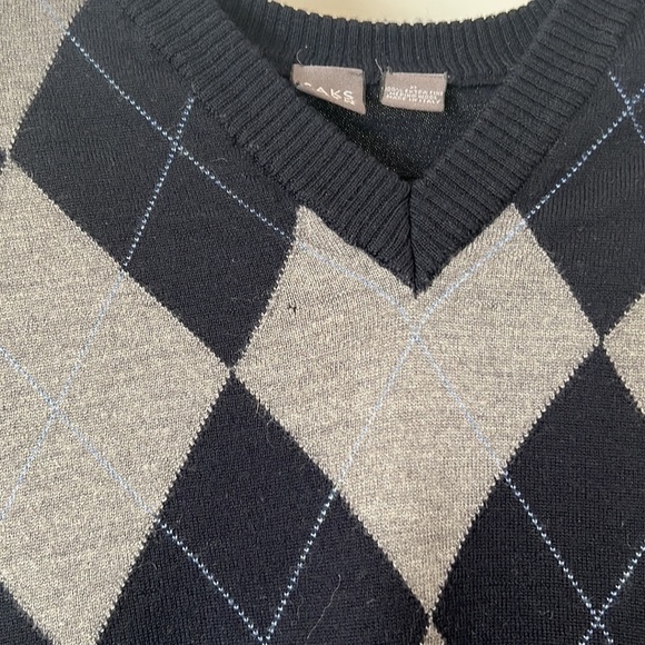 Saks Fifth Avenue Argyle Sweater - Marino Wool - V-Neck - Mens XL - Picture 3 of 5